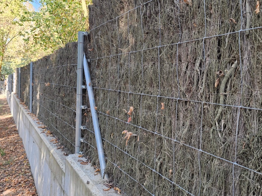 Rollo de malla ganadera anudada ligera, 1,48m de alto / 50m, galvanizado | CNX