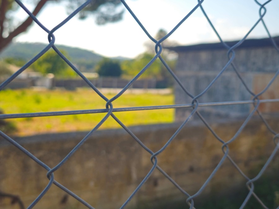 Malla Simple Torsión Galvanizada - Valla 2m x 10m | CNX