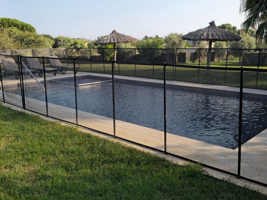 Valla Piscina Seguridad Desmontable 1,22m x 5m negra Homologada | CNX
